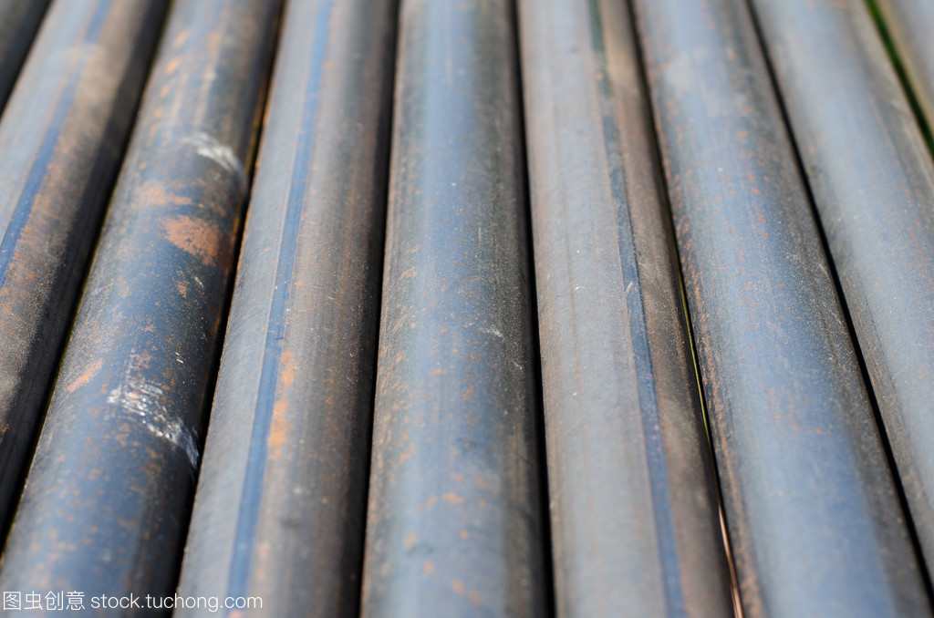 鋼管的多樣世界 從制造工藝到廣泛應(yīng)用